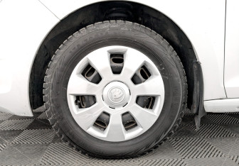 Подержанный автомобиль Skoda Rapid Liftback 2019 года (18 фото)