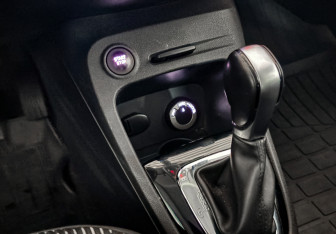 Подержанный автомобиль Renault Kaptur 2017 года (22 фото)