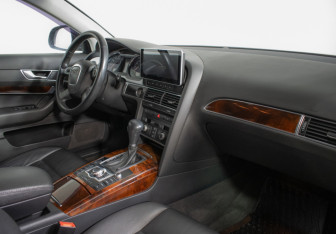 Подержанный автомобиль Audi A6 Sedan 2010 года (9 фото)