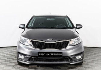 Подержанный автомобиль Kia Rio Sedan 2015 года (2 фото)