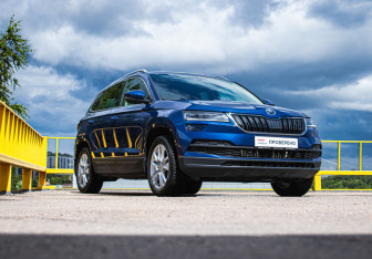 Подержанный автомобиль Skoda Karoq 2020 года (3 фото)