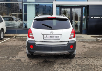 Подержанный автомобиль Opel Antara 2013 года (6 фото)