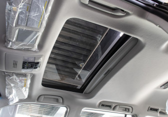 Подержанный автомобиль Toyota Land Cruiser Prado 2023 года (23 фото)