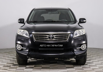 Подержанный автомобиль Toyota RAV4 2011 года (2 фото)