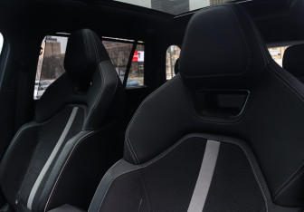 Подержанный автомобиль Skoda Kodiaq 2025 года (18 фото)