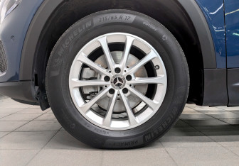 Подержанный автомобиль Mercedes-Benz GLB 2021 года (18 фото)