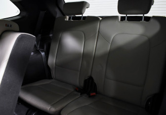 Подержанный автомобиль Hyundai Santa Fe 2017 года (17 фото)