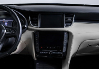 Подержанный автомобиль Infiniti QX50 2019 года (13 фото)