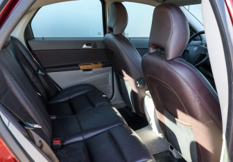 Подержанный автомобиль Volvo S40 2008 года (11 фото)