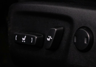 Подержанный автомобиль Toyota Camry Sedan 2015 года (19 фото)