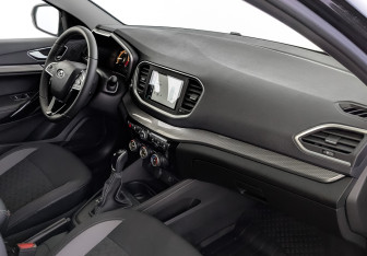 Подержанный автомобиль LADA (ВАЗ) Vesta Sedan 2025 года (13 фото)