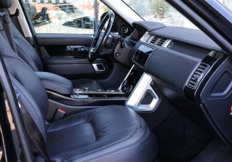 Подержанный автомобиль Land Rover Range Rover 2018 года (11 фото)