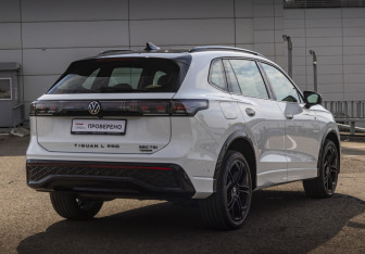 Подержанный автомобиль Volkswagen Tiguan 2025 года (7 фото)