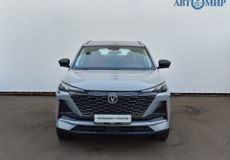 Подержанный автомобиль Changan CS55PLUS 2023 года (2 фото)