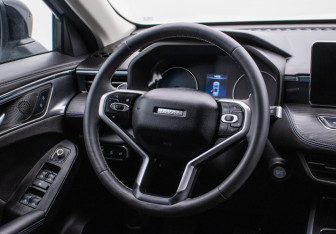 Подержанный автомобиль Haval Jolion 2023 года (15 фото)