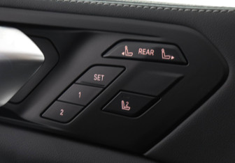 Новый BMW X7 2025 (12 фото)