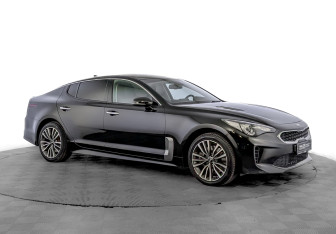 Подержанный автомобиль Kia Stinger 2019 года (3 фото)
