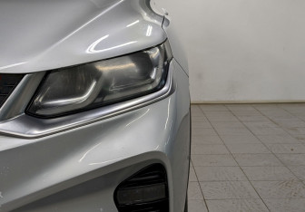 Подержанный автомобиль Geely Coolray 2021 года (18 фото)