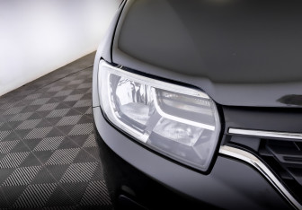 Подержанный автомобиль Renault Logan Sedan 2021 года (17 фото)