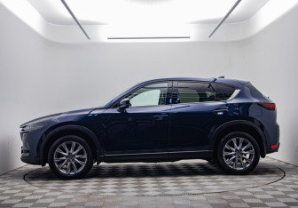 Подержанный автомобиль Mazda CX-5 2019 года (8 фото)