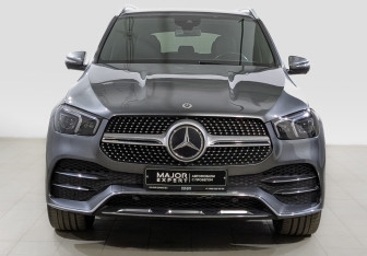 Подержанный автомобиль Mercedes-Benz GLE 2021 года (2 фото)