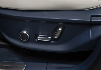 Подержанный автомобиль Zeekr X 2023 года (26 фото)