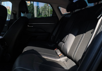 Подержанный автомобиль Hyundai Sonata 2019 года (8 фото)