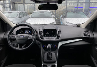 Подержанный автомобиль Ford Kuga 2019 года (11 фото)