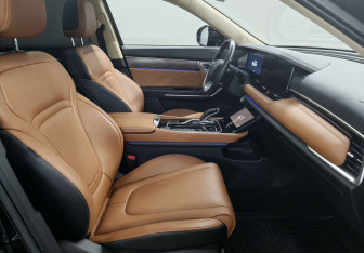 Подержанный автомобиль FAW Bestune T99 2023 года (9 фото)