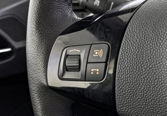 Подержанный автомобиль Opel Corsa 2012 года (27 фото)