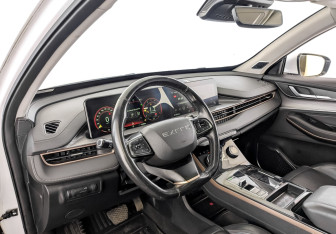 Подержанный автомобиль Exeed LX 2022 года (16 фото)