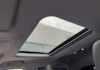 Подержанный автомобиль Omoda C5 2023 года (24 фото)