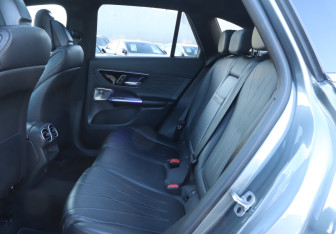 Подержанный автомобиль Mercedes-Benz GLC Coupe 2022 года (9 фото)