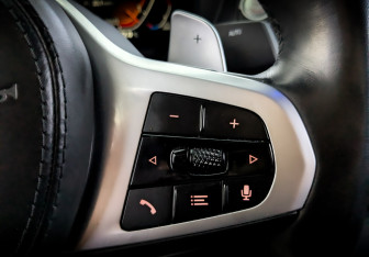 Подержанный автомобиль BMW X4 2021 года (30 фото)