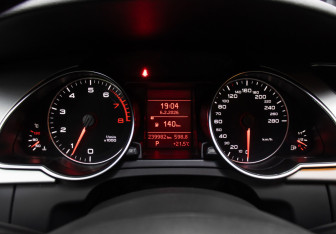 Подержанный автомобиль Audi A5 Liftback 2011 года (12 фото)