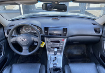 Подержанный автомобиль Subaru Outback Wagon 2006 года (14 фото)