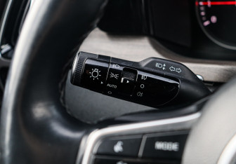 Подержанный автомобиль Kia Sorento 2022 года (25 фото)