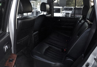 Подержанный автомобиль Nissan Patrol 2005 года (7 фото)