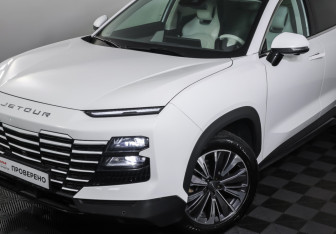 Подержанный автомобиль Jetour Dashing 2023 года (22 фото)