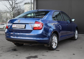 Подержанный автомобиль Skoda Rapid Liftback 2017 года (4 фото)