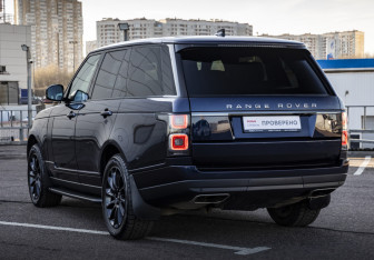 Подержанный автомобиль Land Rover Range Rover 2018 года (8 фото)