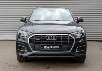 Подержанный автомобиль Audi Q5 2021 года (2 фото)