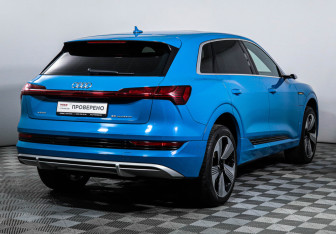 Подержанный автомобиль Audi e-tron 2020 года (5 фото)