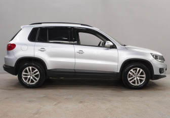 Подержанный автомобиль Volkswagen Tiguan 2011 года (4 фото)