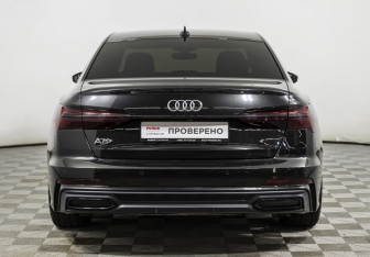 Подержанный автомобиль Audi A6 Sedan 2018 года (6 фото)