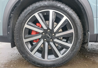 Подержанный автомобиль Jaecoo J7 2023 года (9 фото)