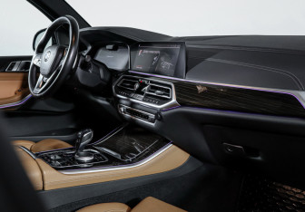 Подержанный автомобиль BMW X5 2020 года (9 фото)