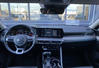 Подержанный автомобиль Kia K5 2020 года (20 фото)