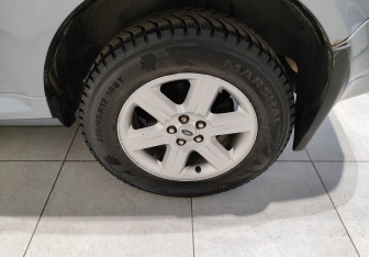 Подержанный автомобиль Land Rover Freelander 2012 года (12 фото)