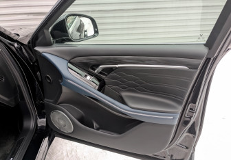 Подержанный автомобиль Voyah Free 2022 года (25 фото)